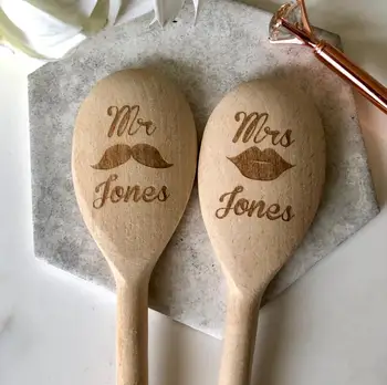 Individualiems poreikiams pritaikytos Mr & Mrs išgraviruotas vardas Mediniu Šaukštu, Vestuvių Medienos Šaukštas vestuvių nori dovanos