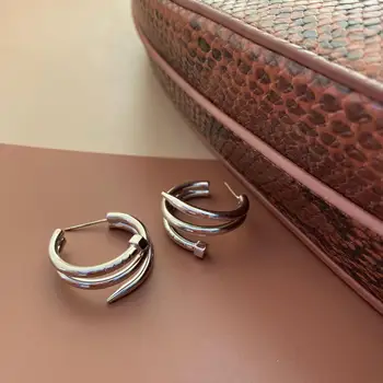 Klasikiniai Papuošalai 2021 karšto pardavimo korėjos mados metalo nagų aro pakabukas moterims geriausias draugas, dovana, priedai stud auskarai