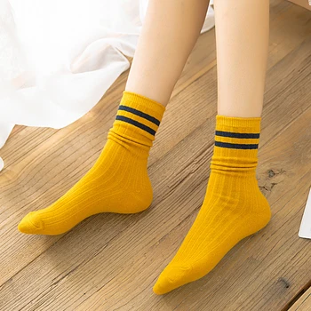 Mados moterų korėjos dryžuotos kojinės kolegijos vėjo lygiagrečių strypų medvilnės kojinės ins tendencija krūva kojinės JK didelis vamzdis