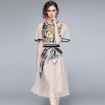 Naujas Moterų Vasaros Suknelė Mados Kilimo Ir Tūpimo Tako Midi Drugelis Rankovės Gėlių Siuvinėjimas Polka Dot Tinkleliu Slim-Line Atsitiktinis Vestidos Suknelė