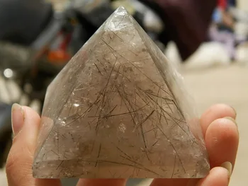 Natūralių juodų plaukų kristalų kvarco kristalo piramidės TAŠKO GYDYMO