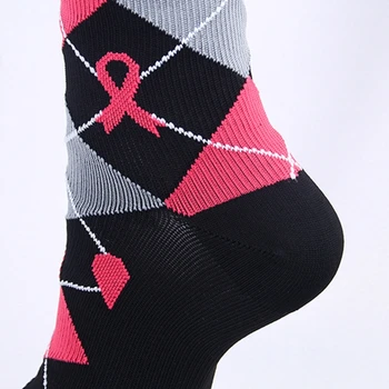 Moterų, Vyrų AIDS Logotipas Informavimo Suspaudimo Puskojinės Pink Ribbon Spausdinti Kelio Aukštos Minkštos Sporto, Bėgimo, Futbolo Vamzdis Kojinės, Kojinės