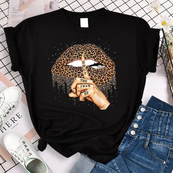 Moteris Vasarą Medvilnės Negabaritinių T shirts Lūpų Leopard Grafinis T-Shirt 2021 Nauja Madinga Trumpas Rankovės Prarasti Plius Tee Kiss Lūpų Marškinėlius