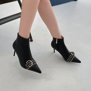 2020 Unikalaus dizaino, natūralios odos Moterų batai batai Mados batai nurodė, kniedės skylė Naujas žiemos Moterų batai