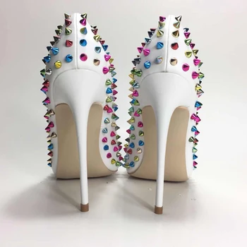 2021 keshangjia Nauji moteriški aukštakulniai siurbliai OLIS vestuvių batai spalvos kniedės pažymėjo tne laukinių moterų batai Seksualus seklių siurbliai