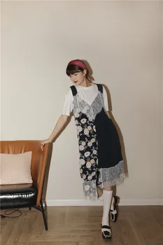 Originalus retro netikrą dviejų dalių asimetrinė gėlių suknelė vasaros trumparankoviai laisvi marškinėliai suknelė atsitiktinis nėrinių susiuvimo suknelės