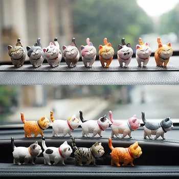 3pcs Mini Katės Automobilio prietaisų Skydelyje Žaislai Vaikams Dovanos Mergaičių Namų Puošybai Auto Reikmenys Animacinių filmų Mielas Duomenys Automobilių Puošyba