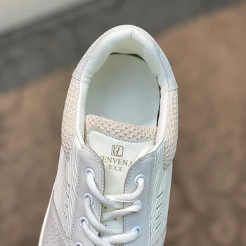Italijos 2021 naujas mados odos laisvalaikio sportiniai bateliai vyriški maži balti bateliai, storas soled iškėlė valdybos odiniai laisvalaikio batai