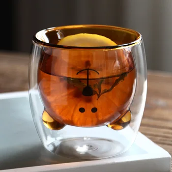 Aukštos borosilikatinio kūrybos stiklo lokys taurės Douyin to paties stiliaus, net raudona katės letena už Thanos pirmoji dvigubo sluoksnio stiklo taurė